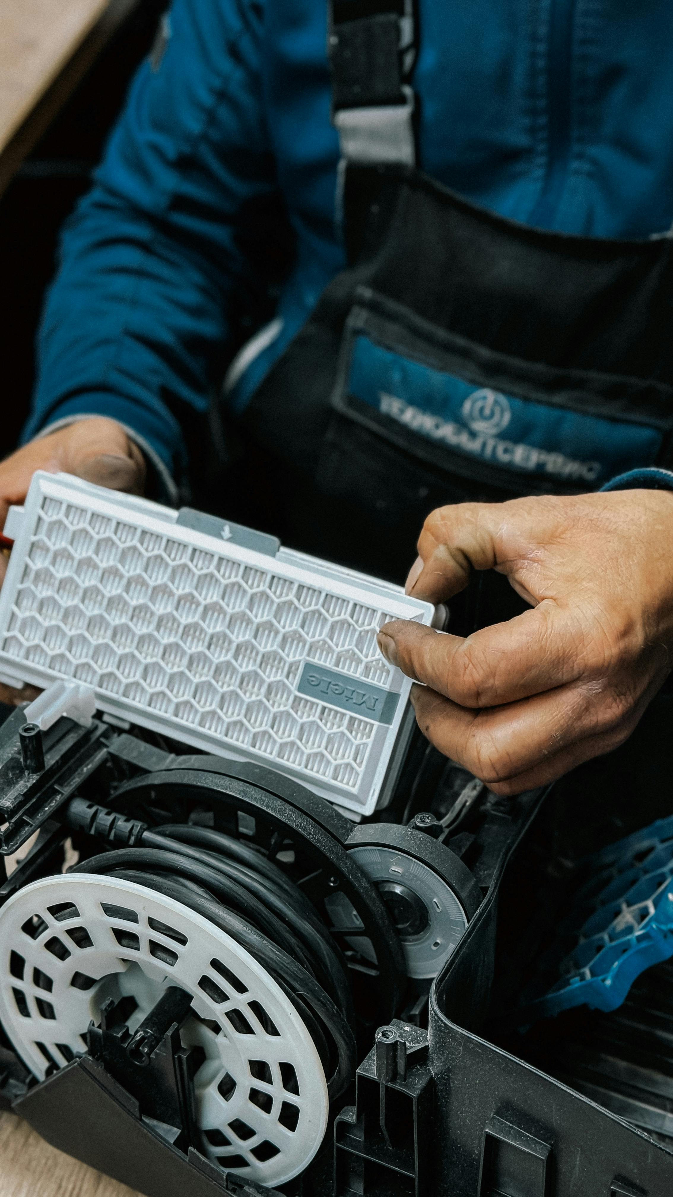Zibuke OnCall technician providing professional repair service